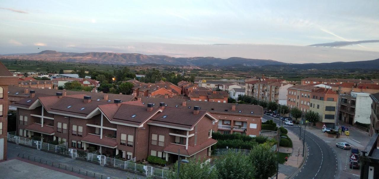 Gallery & Wifi Appartement Navarrete Buitenkant foto